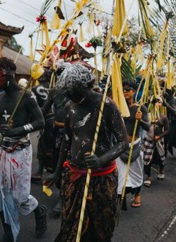 Nyepi: Mengheningkan Diri Demi Keseimbangan Kosmos, Bukan Sekadar Diam