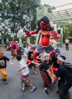 Nyepi: Mengheningkan Diri di Tengah Deru Dunia yang Tak Pernah Berhenti